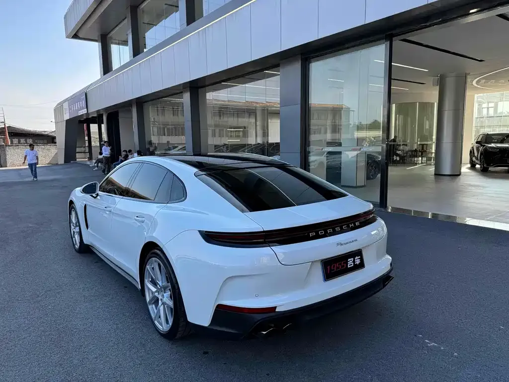 Porsche Panamera 2024 из CN, фото 7