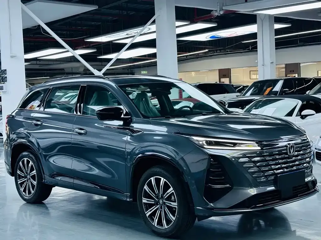 Changan CS75PLUS 2025 из CN, фото 3
