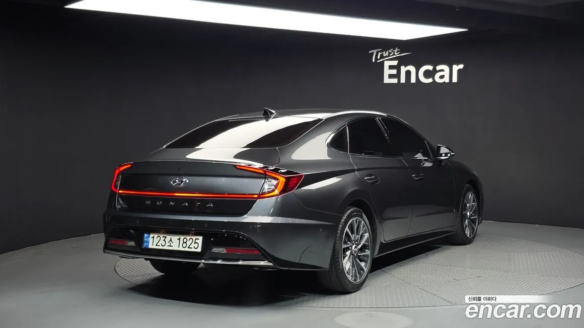 Hyundai Sonata 2022 из KR, фото 2