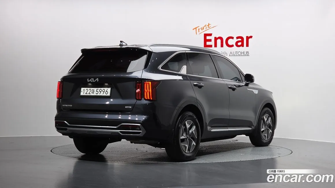 Kia Sorento 2023 из KR, фото 2