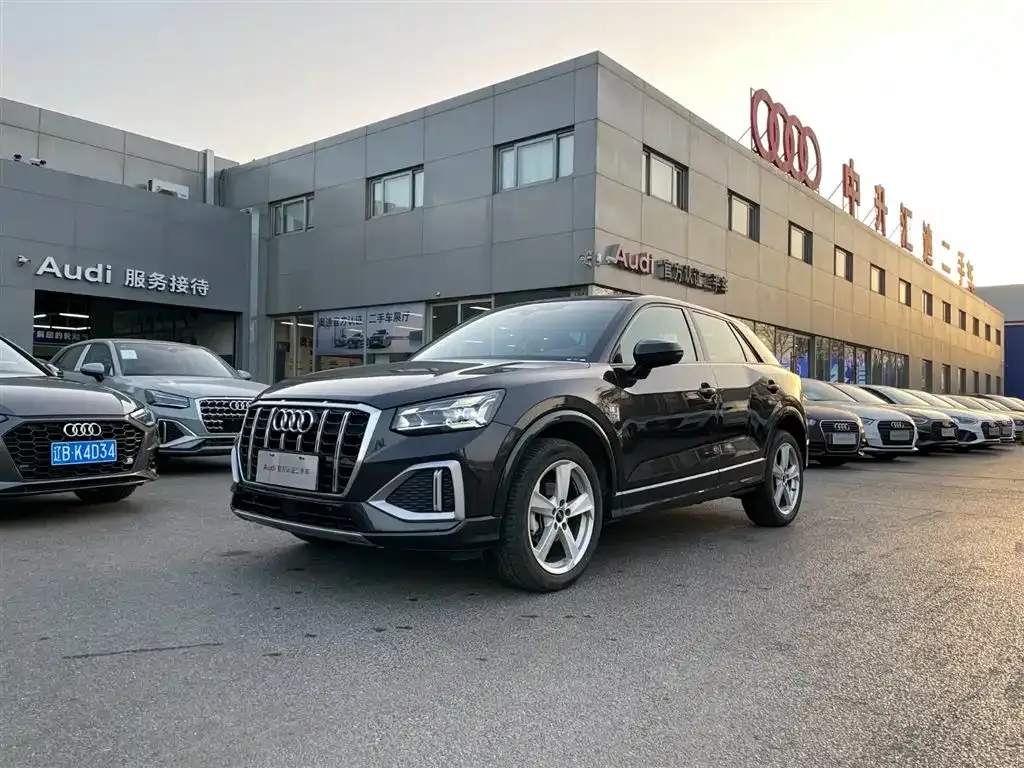 Audi Q2L 2023 из CN, фото 1