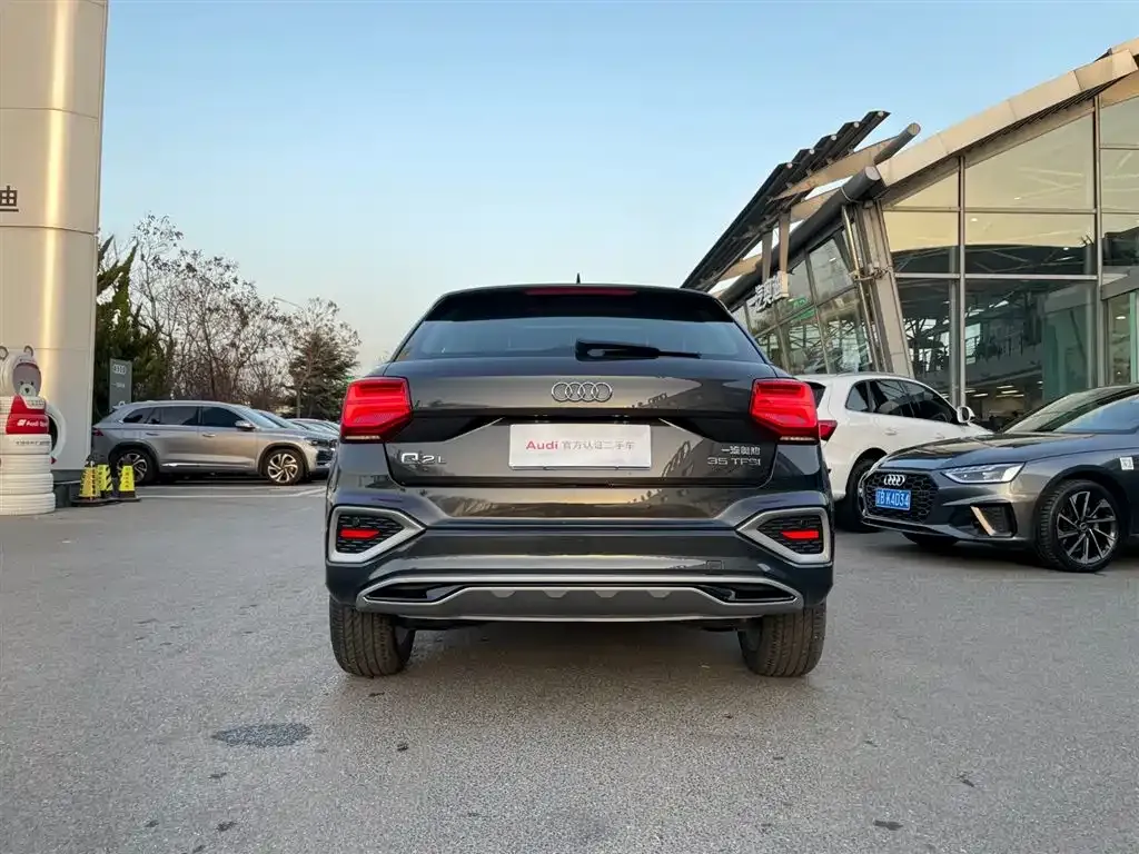 Audi Q2L 2023 из CN, фото 9