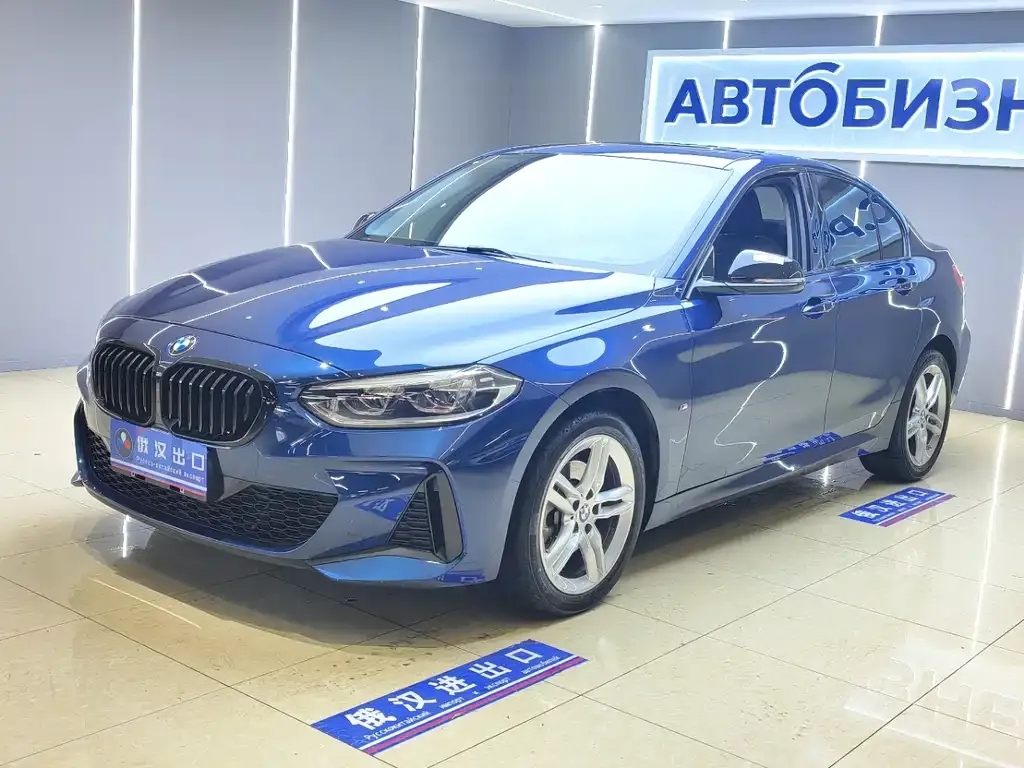 BMW 1 Series 2022 из CN, фото 1