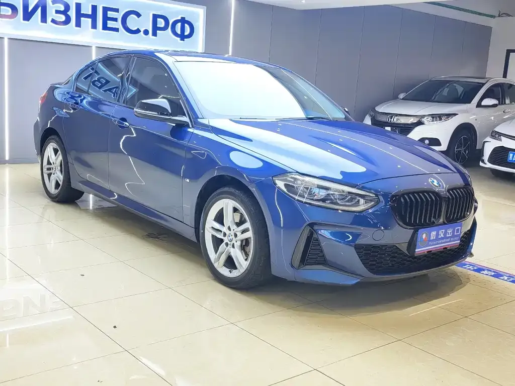 BMW 1 Series 2022 из CN, фото 3