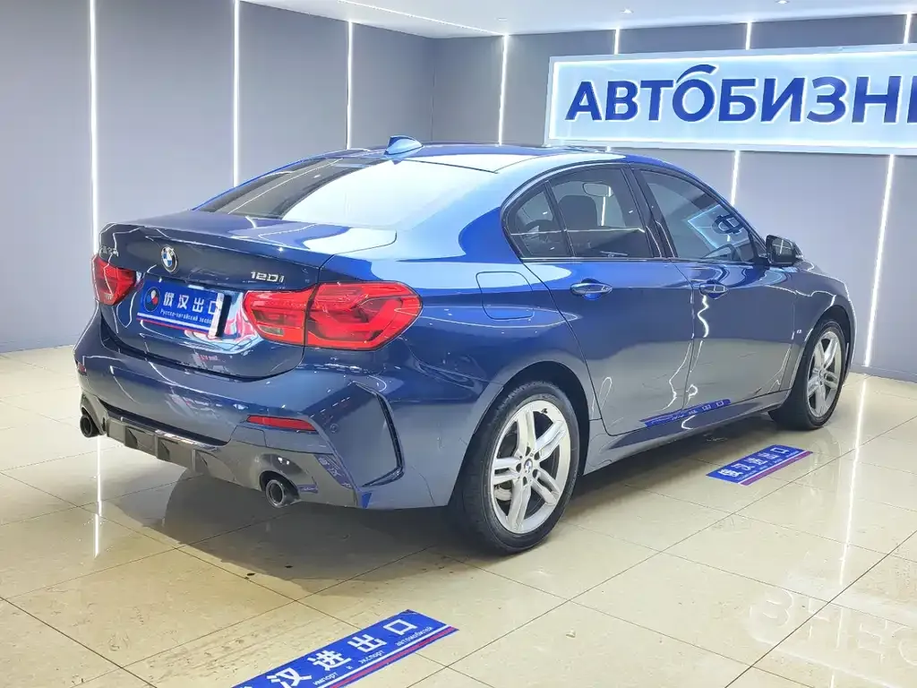 BMW 1 Series 2022 из CN, фото 6