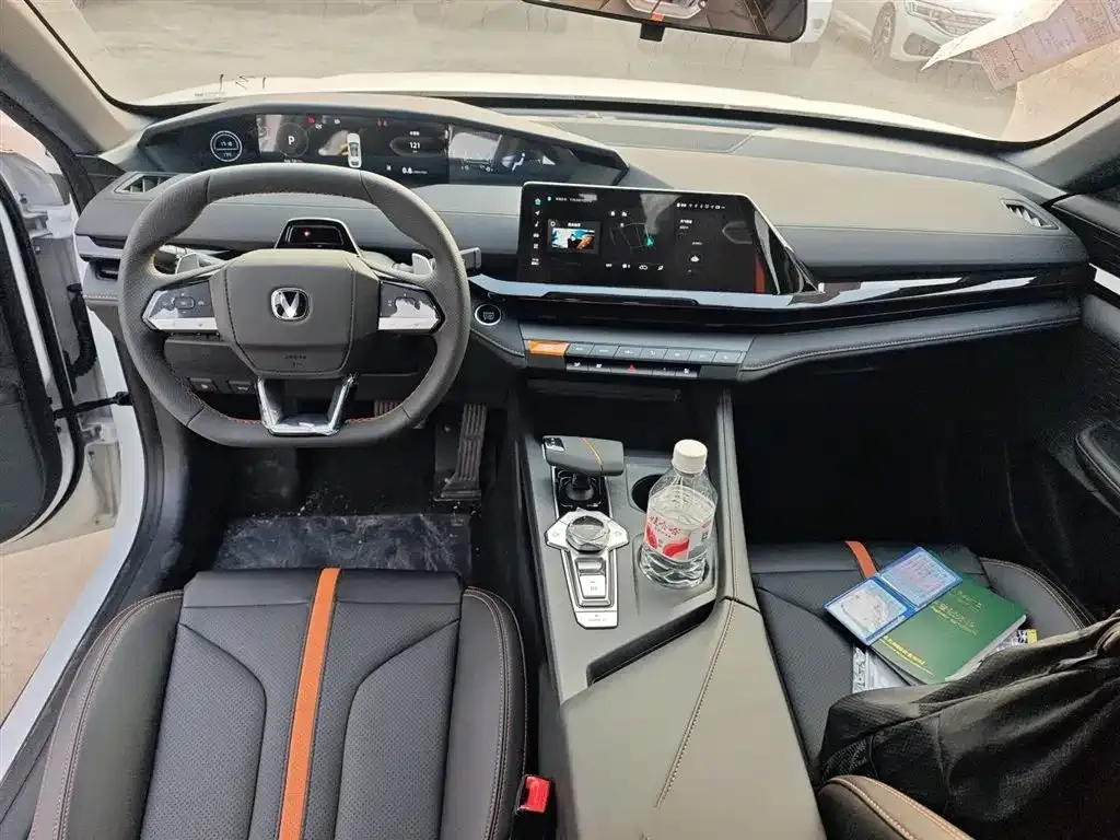 Changan UNI-V 2025 из CN, фото 10