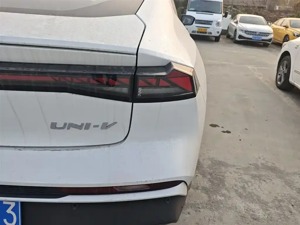 Changan UNI-V 2025 из CN, фото 8