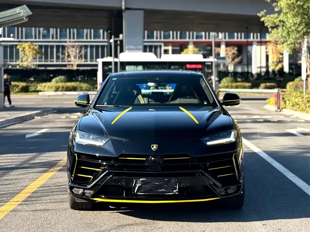 Lamborghini Urus 2025 из CN, фото 1