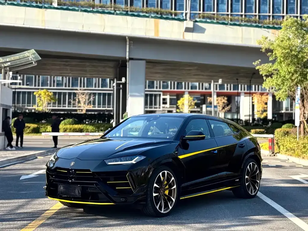 Lamborghini Urus 2025 из CN, фото 3