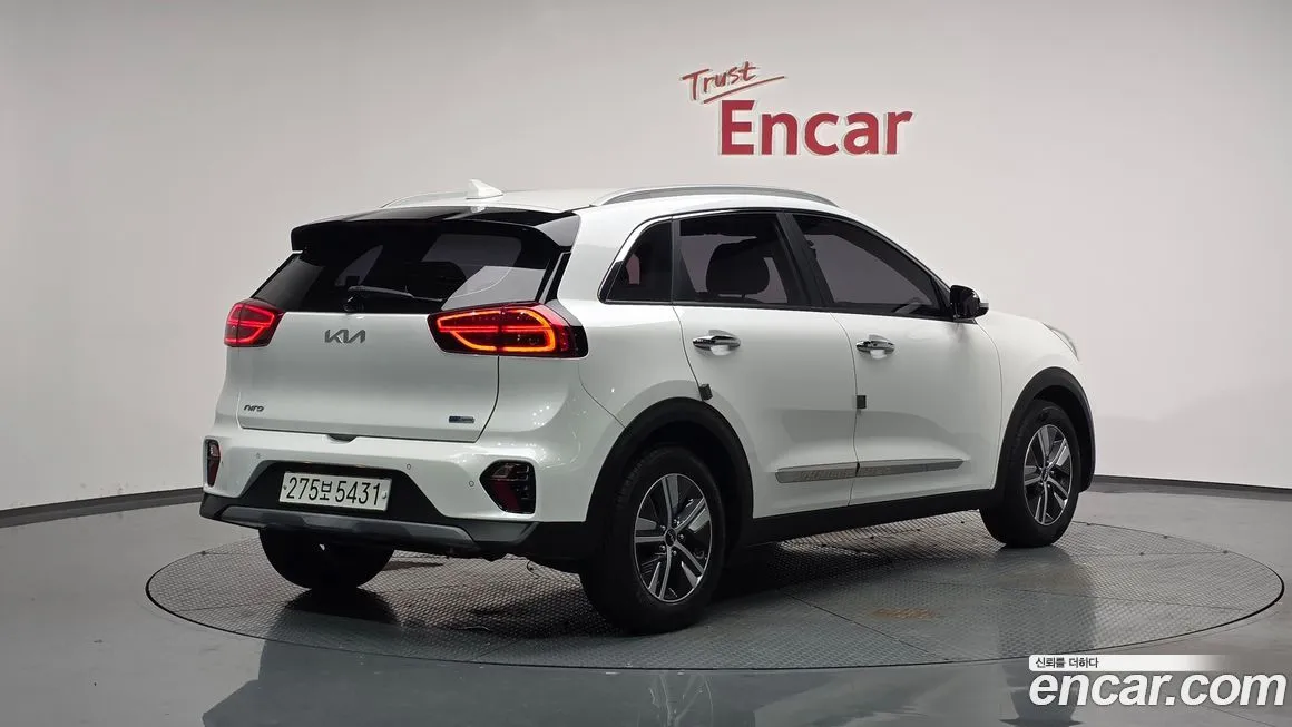 Kia Niro 2022 из KR, фото 2