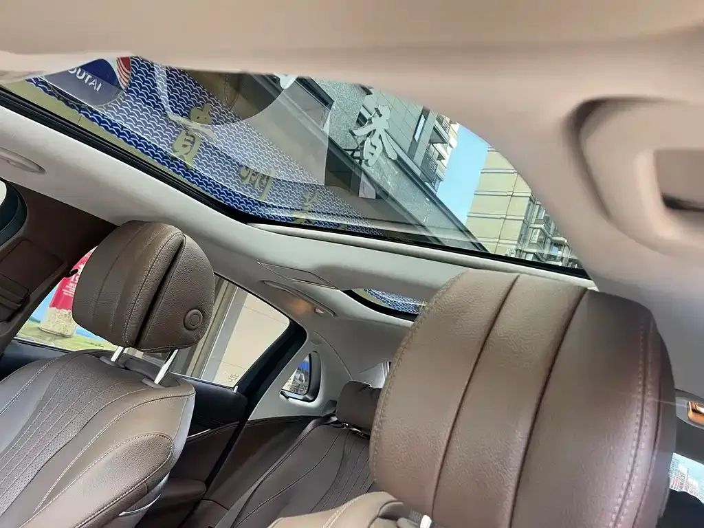 Mercedes-Benz E-Class 2022 из CN, фото 8