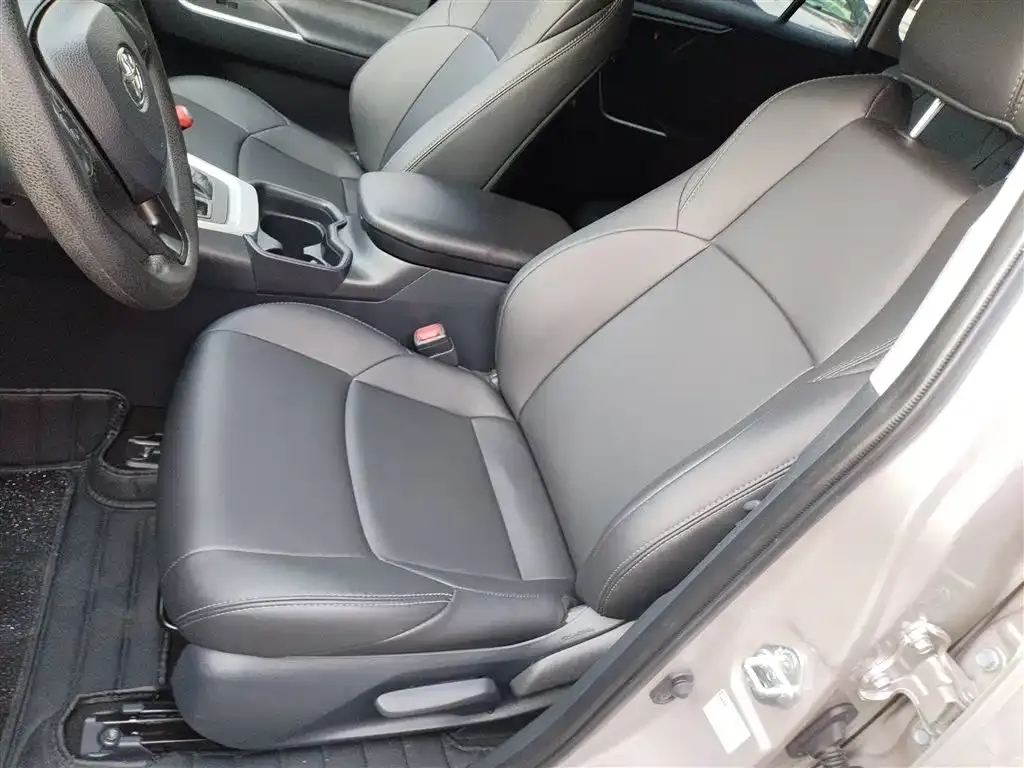 Toyota Wildlander 2024 из CN, фото 7