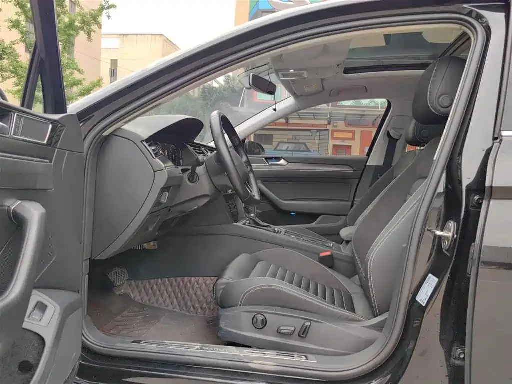 Volkswagen Magotan 2021 из CN, фото 5