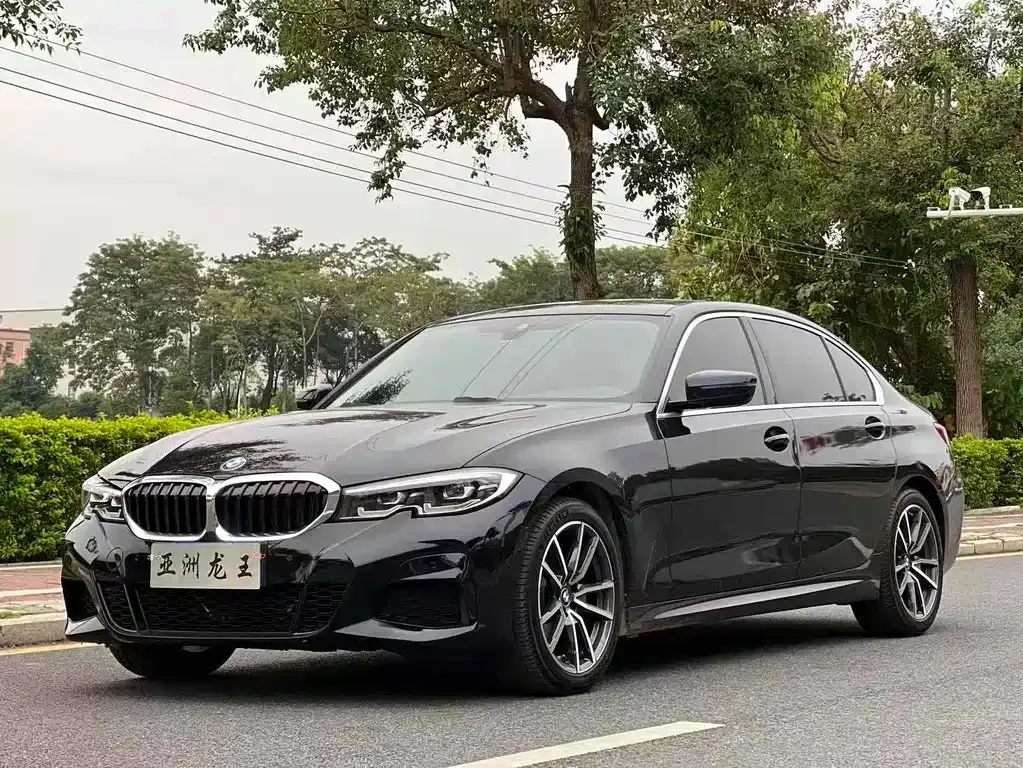 BMW 3 Series 2021 из CN, фото 1