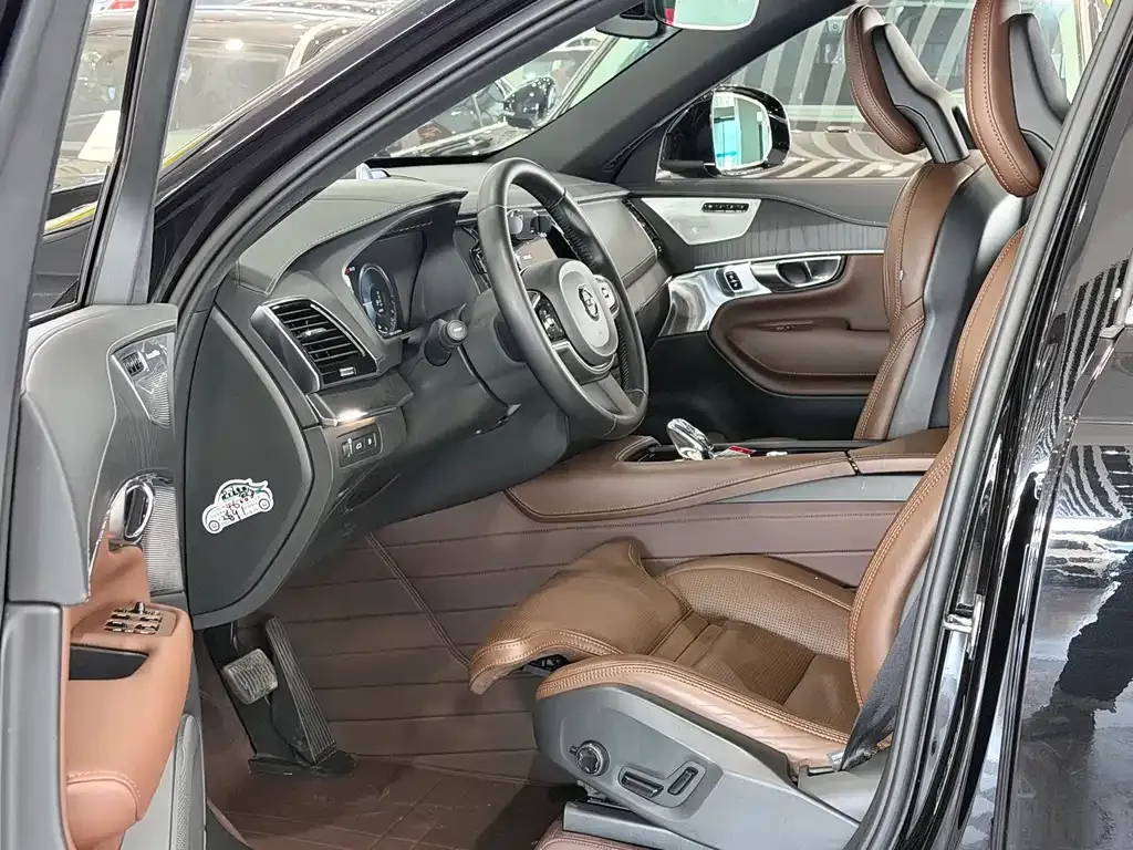 Volvo XC90 PHEV 2021 из CN, фото 6