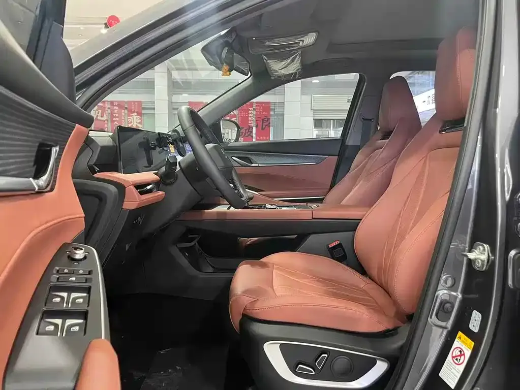 Changan CS75PLUS 2025 из CN, фото 4