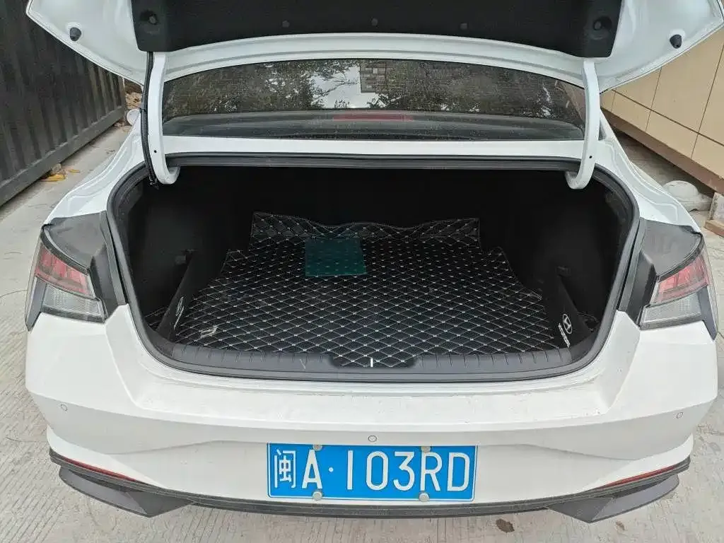 Hyundai Elantra 2023 из CN, фото 9