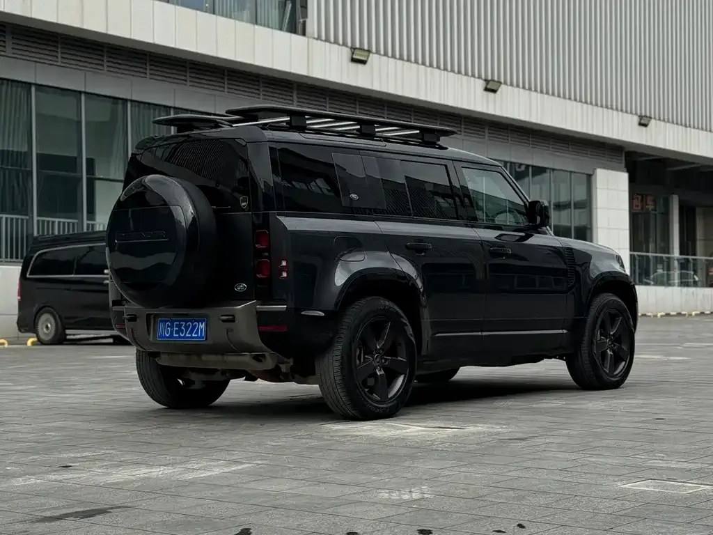 Land Rover Defender 2023 из CN, фото 4