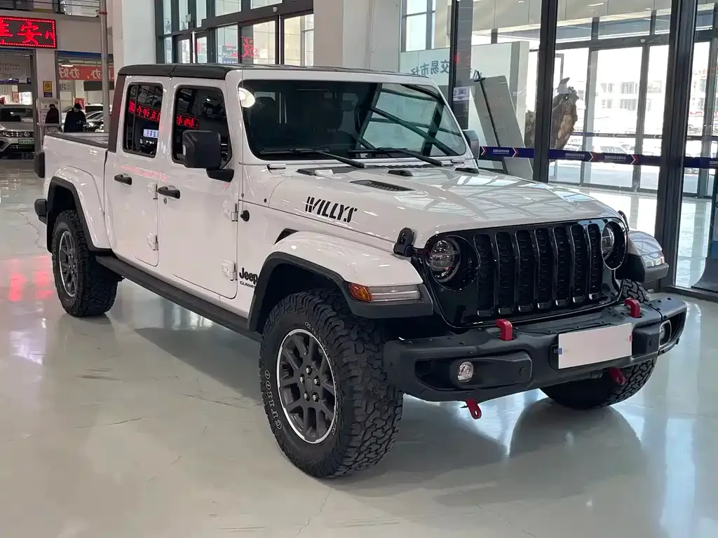 Jeep Gladiator 2023 из CN, фото 3