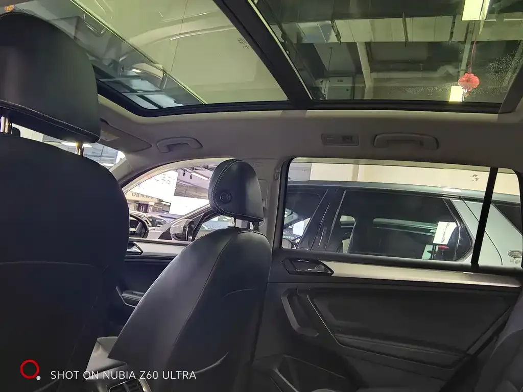 Volkswagen Tiguan L 2021 из CN, фото 8