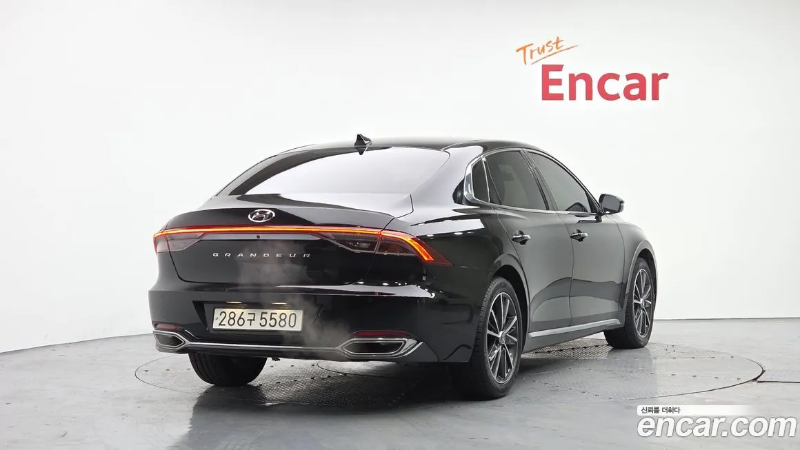 Hyundai Grandeur 2022 из KR, фото 4