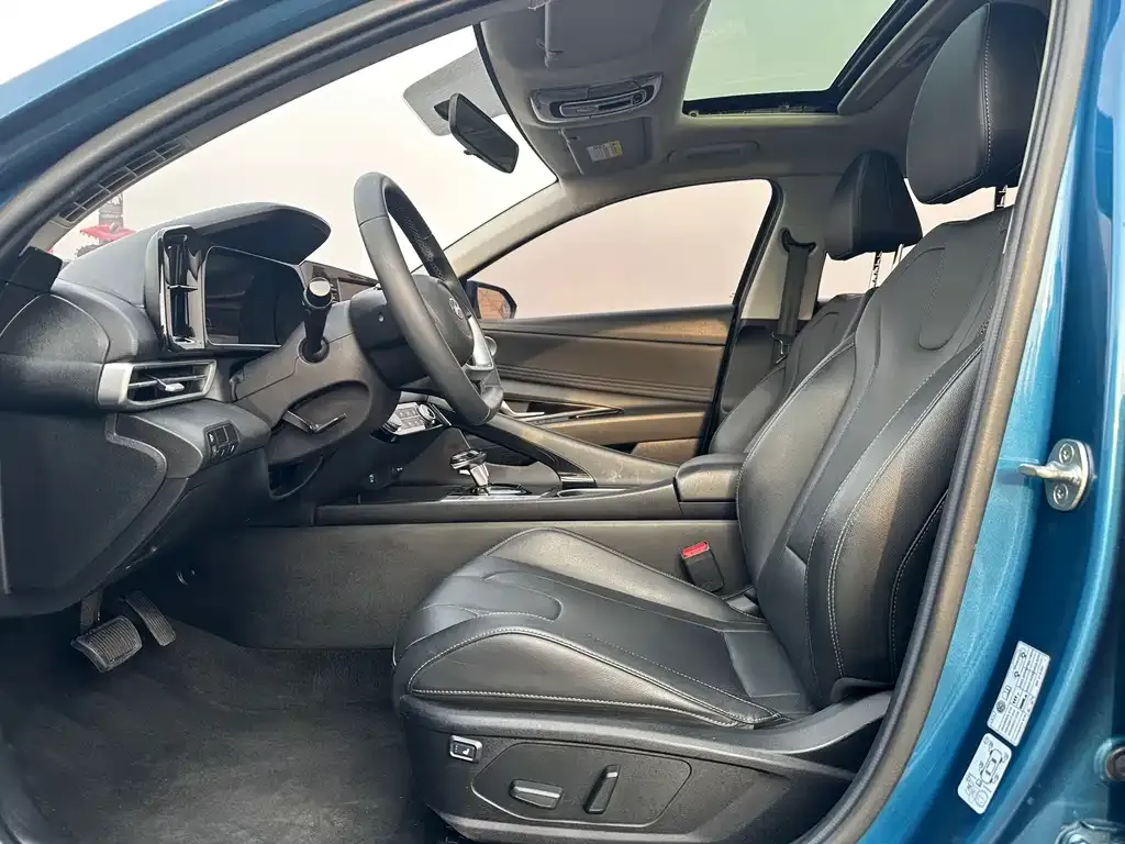 Hyundai Elantra 2021 из CN, фото 4