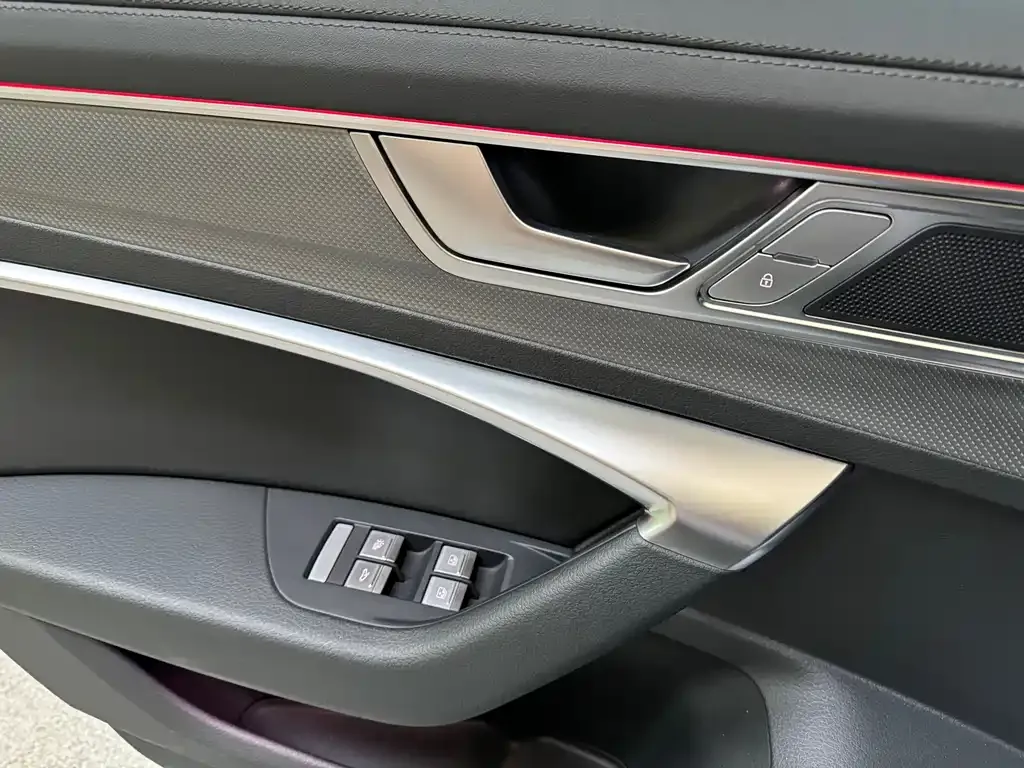 Audi A6L 2024 из CN, фото 7