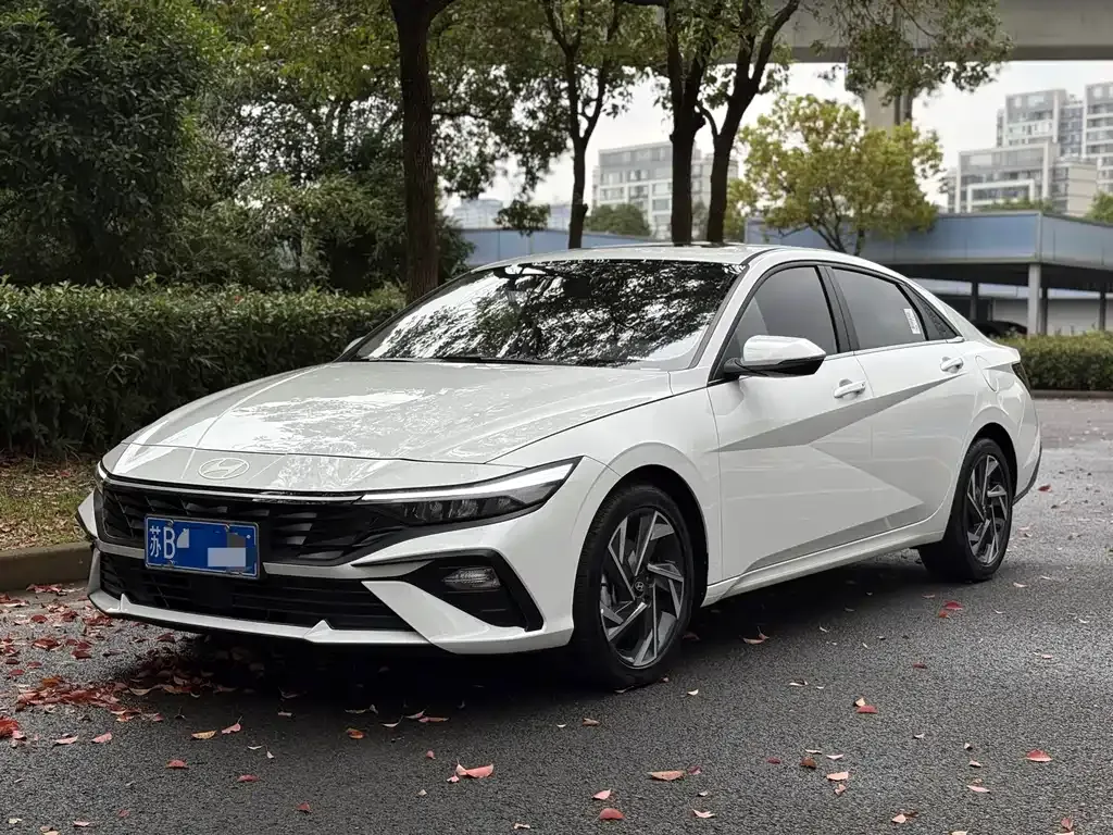Hyundai Elantra 2025 из CN, фото 1
