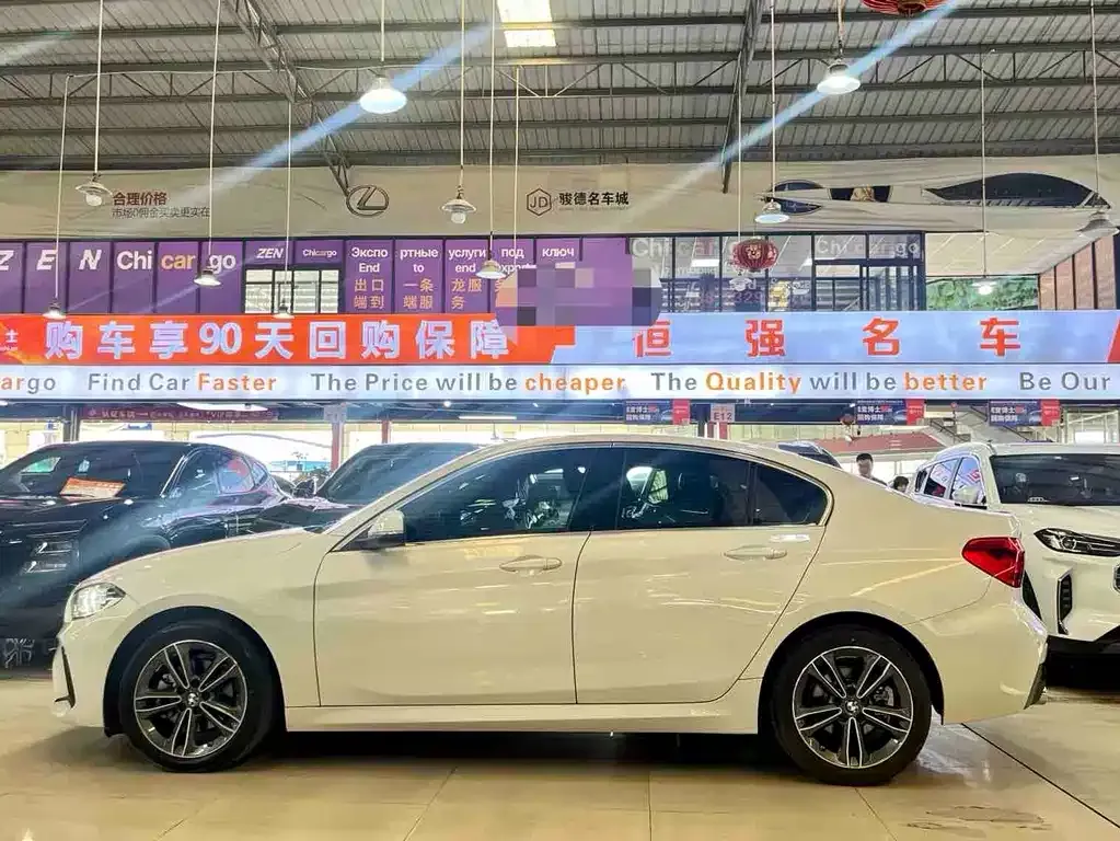 BMW 1 Series 2022 из CN, фото 3