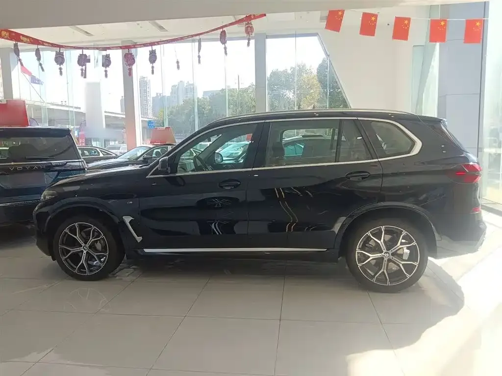 BMW X5 2025 из CN, фото 5