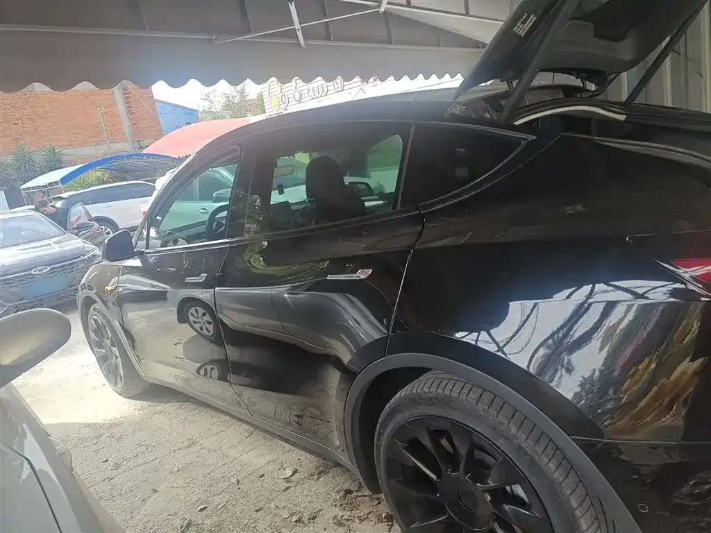 Tesla Model Y 2022 из CN, фото 5