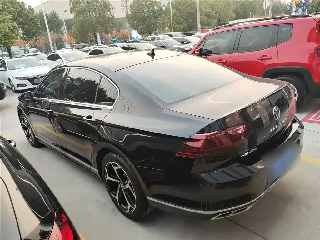 Volkswagen Magotan 2023 из CN, фото 5