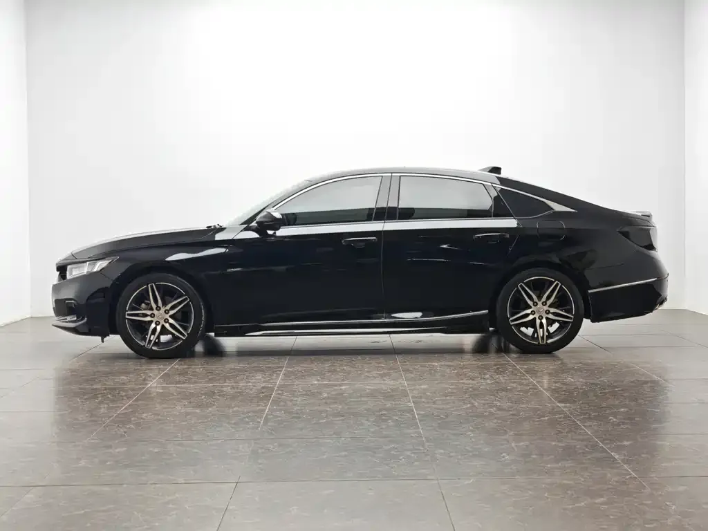Honda Accord 2023 из CN, фото 10