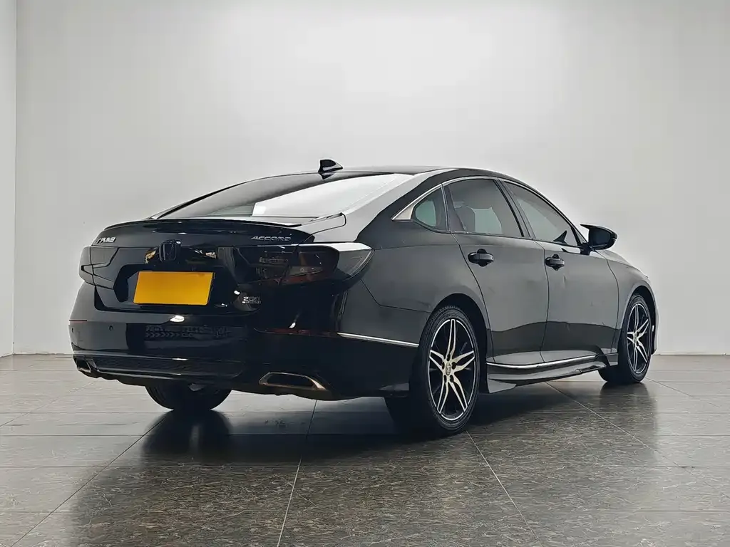 Honda Accord 2023 из CN, фото 3