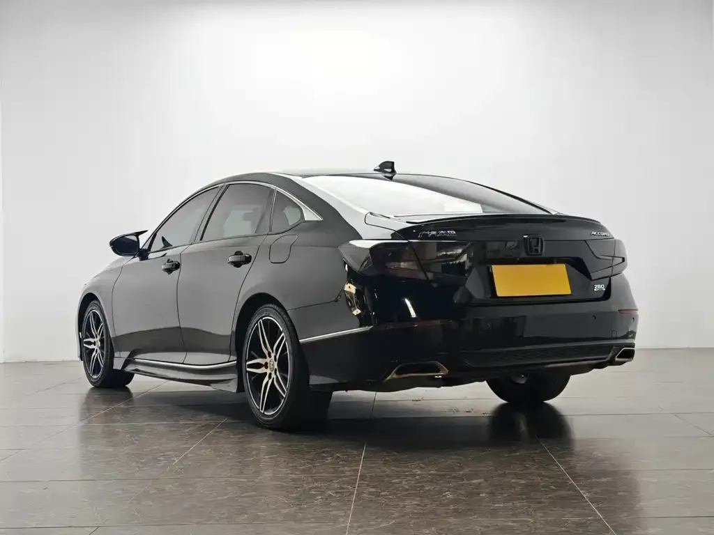 Honda Accord 2023 из CN, фото 4