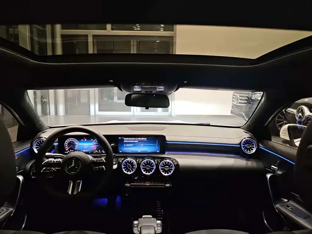 Mercedes-Benz A-Class 2023 из CN, фото 8