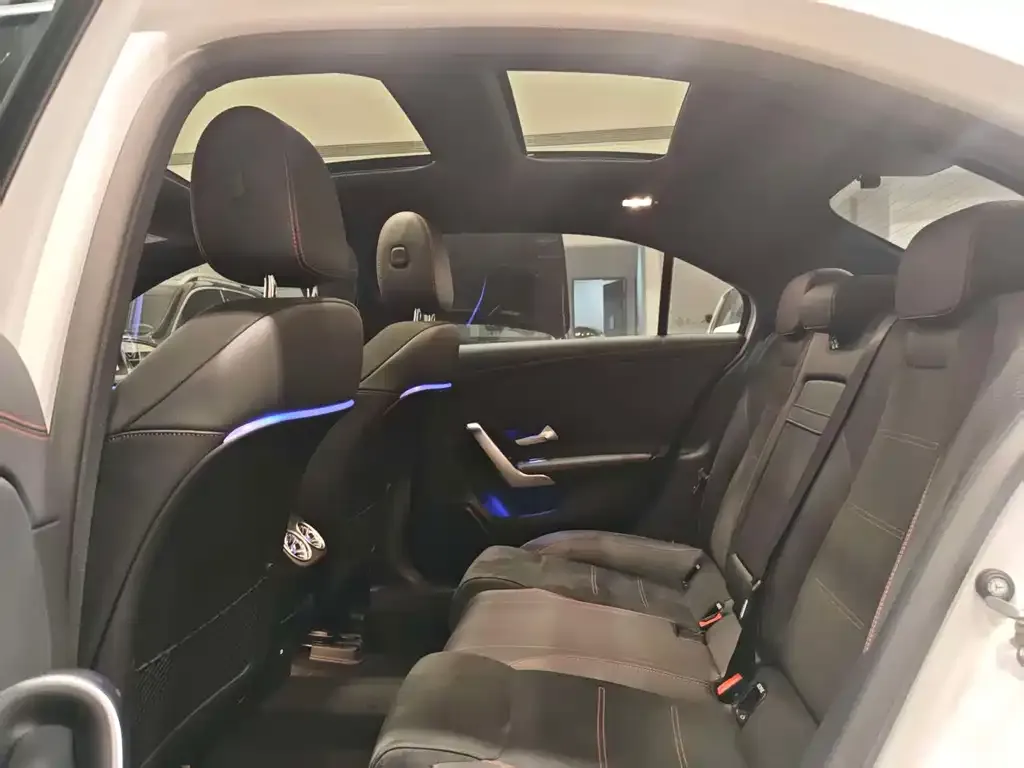 Mercedes-Benz A-Class 2023 из CN, фото 9