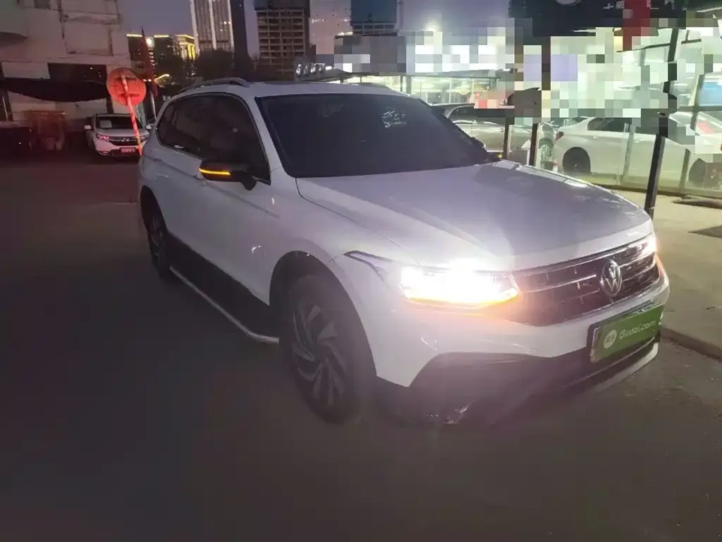Volkswagen Tiguan L 2024 из CN, фото 4