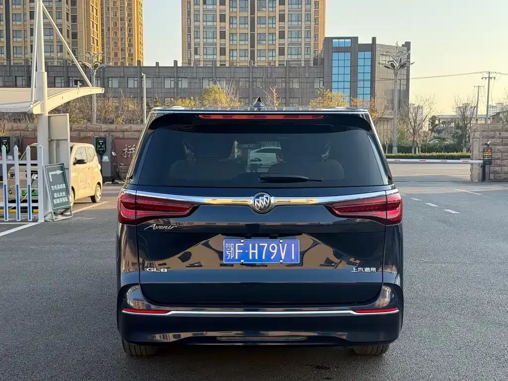 Buick GL8 2021 из CN, фото 5