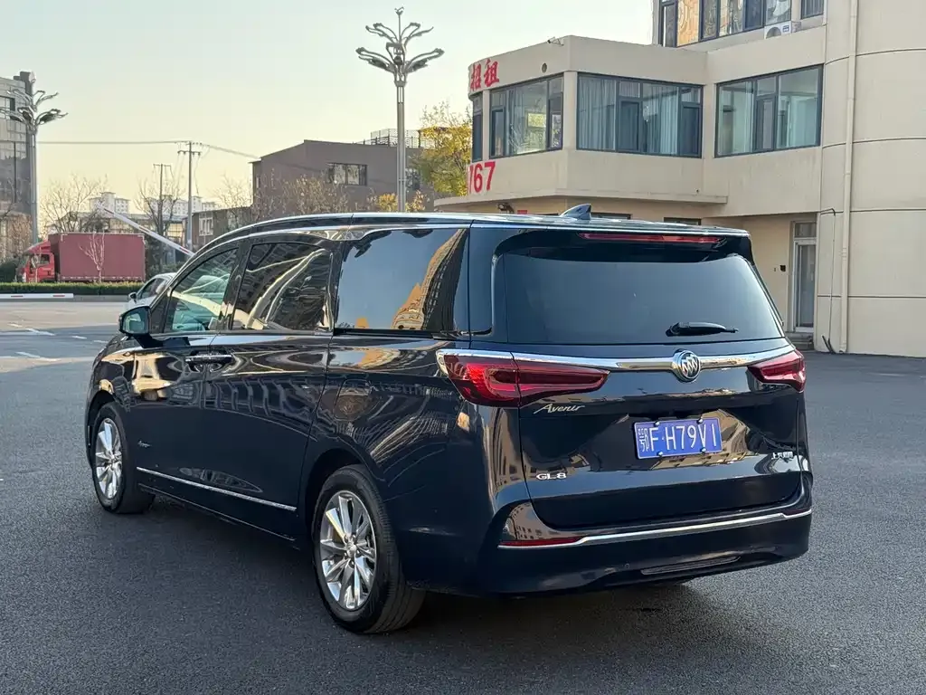Buick GL8 2021 из CN, фото 6