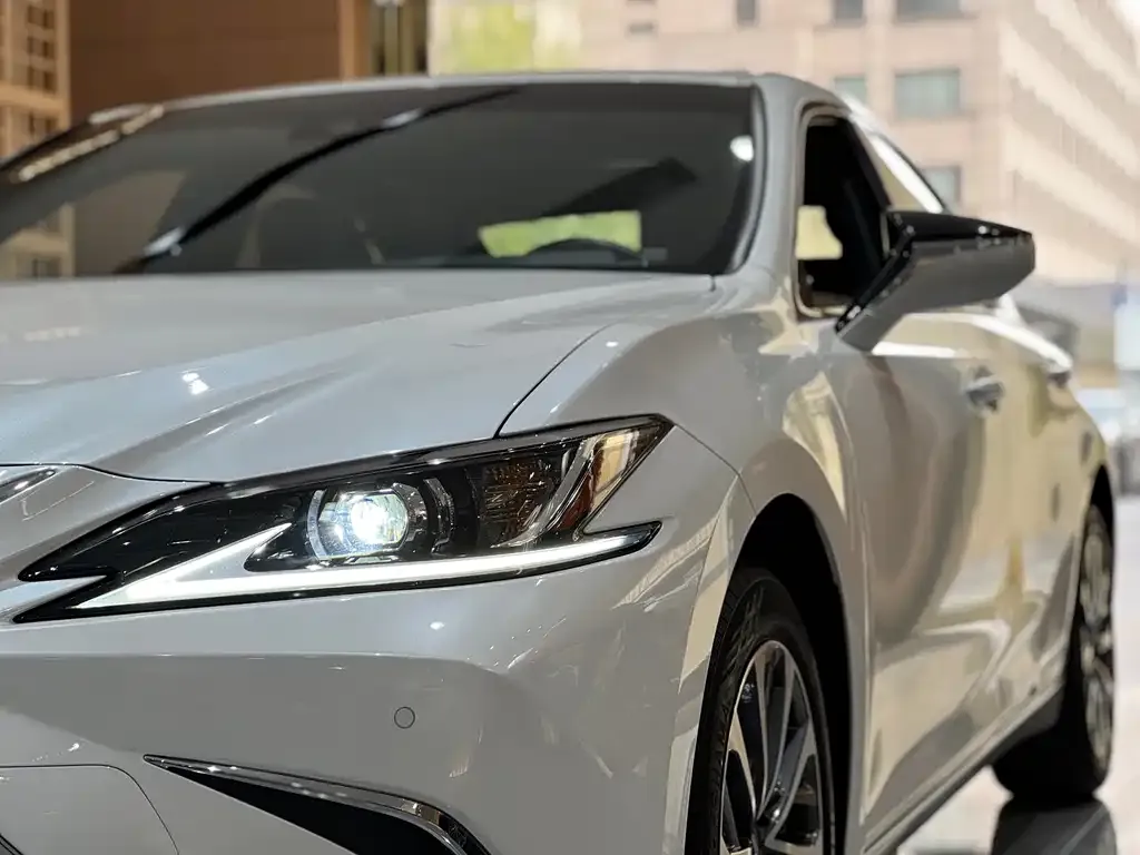 Lexus ES 2024 из CN, фото 10