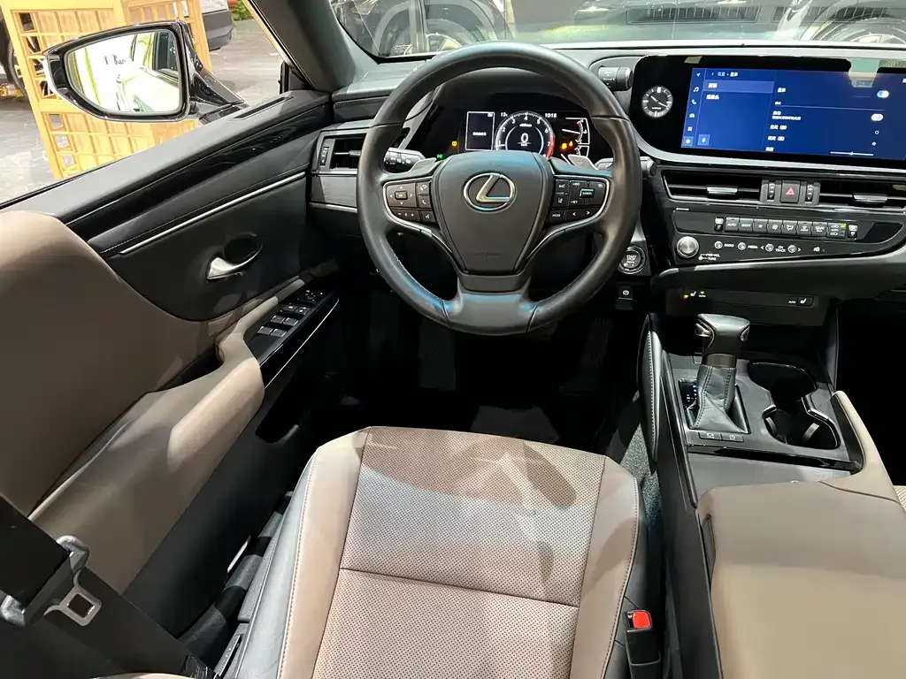 Lexus ES 2024 из CN, фото 5