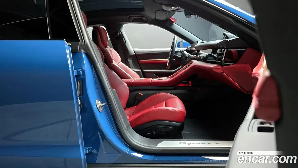 Porsche Taycan 2021 из KR, фото 10
