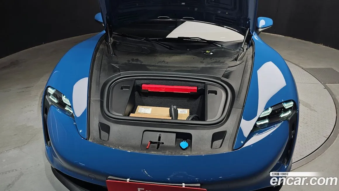 Porsche Taycan 2021 из KR, фото 6