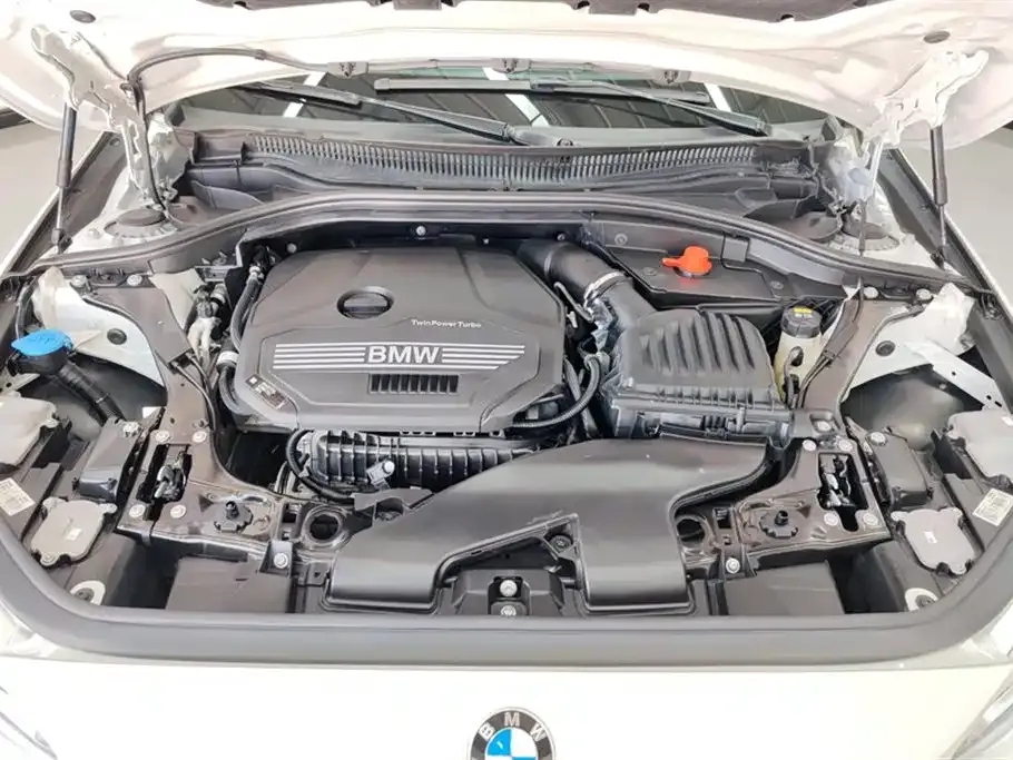 BMW 1 Series 2021 из CN, фото 10