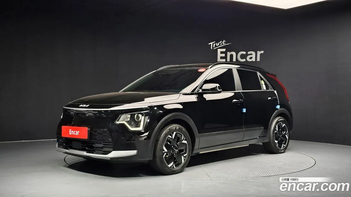 Kia Niro — фото 1