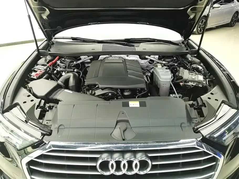 Audi A6L 2021 из CN, фото 10