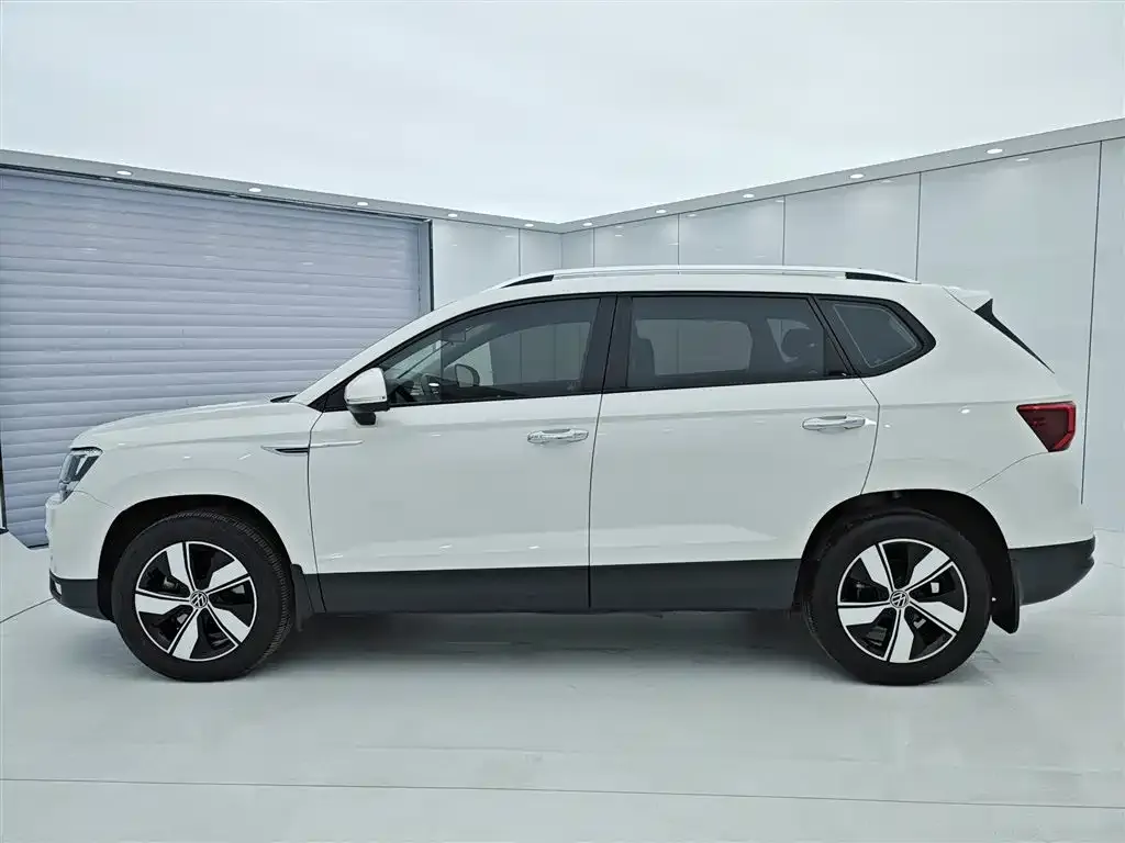 Volkswagen Tharu 2022 из CN, фото 10