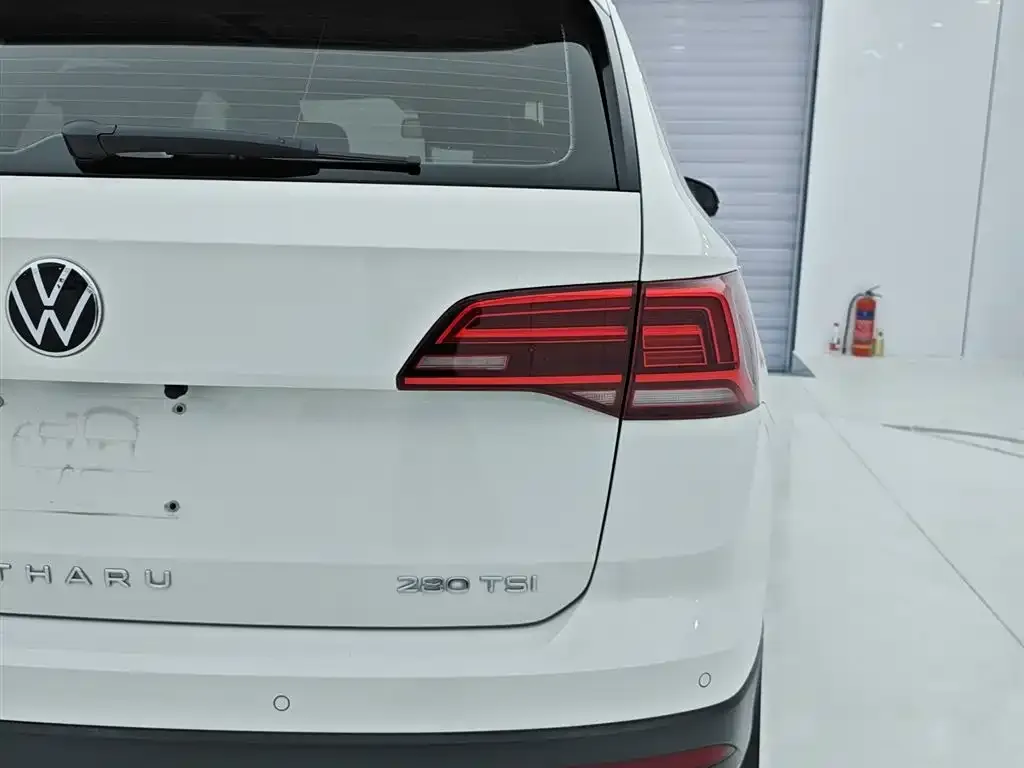Volkswagen Tharu 2022 из CN, фото 8