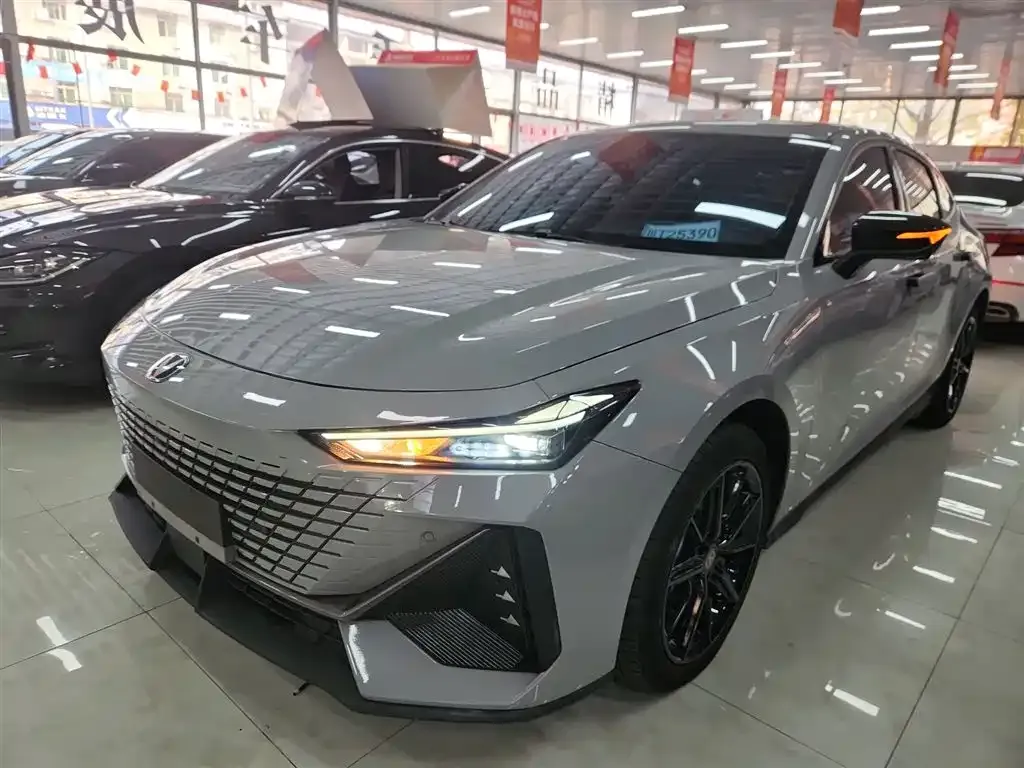 Changan UNI-V iDD 2023 из CN, фото 1
